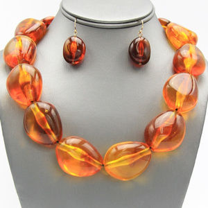 Brown Amber Lucite Beqad Necklace earring Set